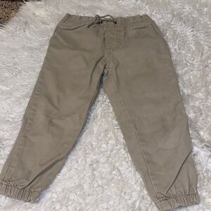 $10 2/15 
Echo unlimited Boys khaki joggers 4T k3